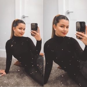 Meet your Posher, Mia katrine